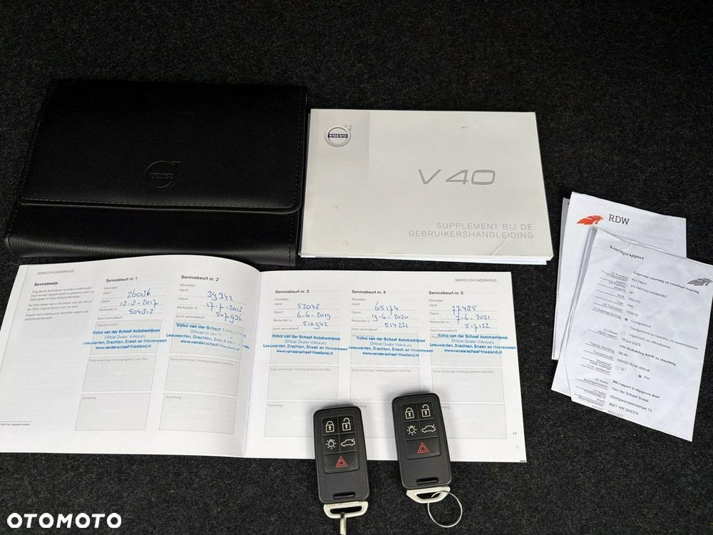 Volvo V40 D2 Momentum - 39
