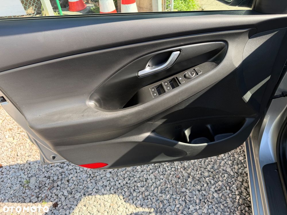 Hyundai i30 1.0 T-GDI Modern - 17
