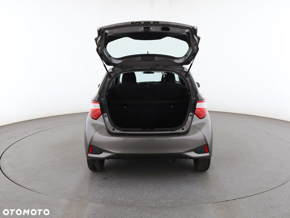 Toyota Yaris Hybrid 100 Active EU6 - 20