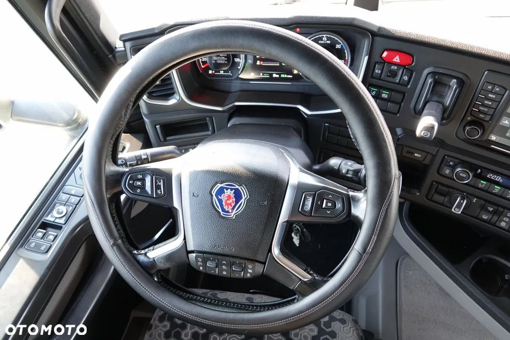 Scania R 450 / RETARDER / KLIMA POSTOJOWA / CAŁA NA PODUSZKACH / ALUSY / OPONY 100 % / SPROWADZONA / PO KONTRAKCIE SERWISOWYM - 29