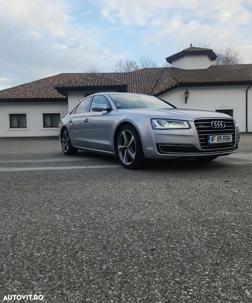 Audi A8 - 7