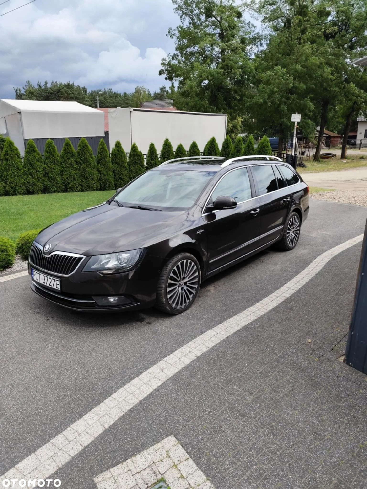 Skoda Superb Combi 2.0 TDI L&K - 1
