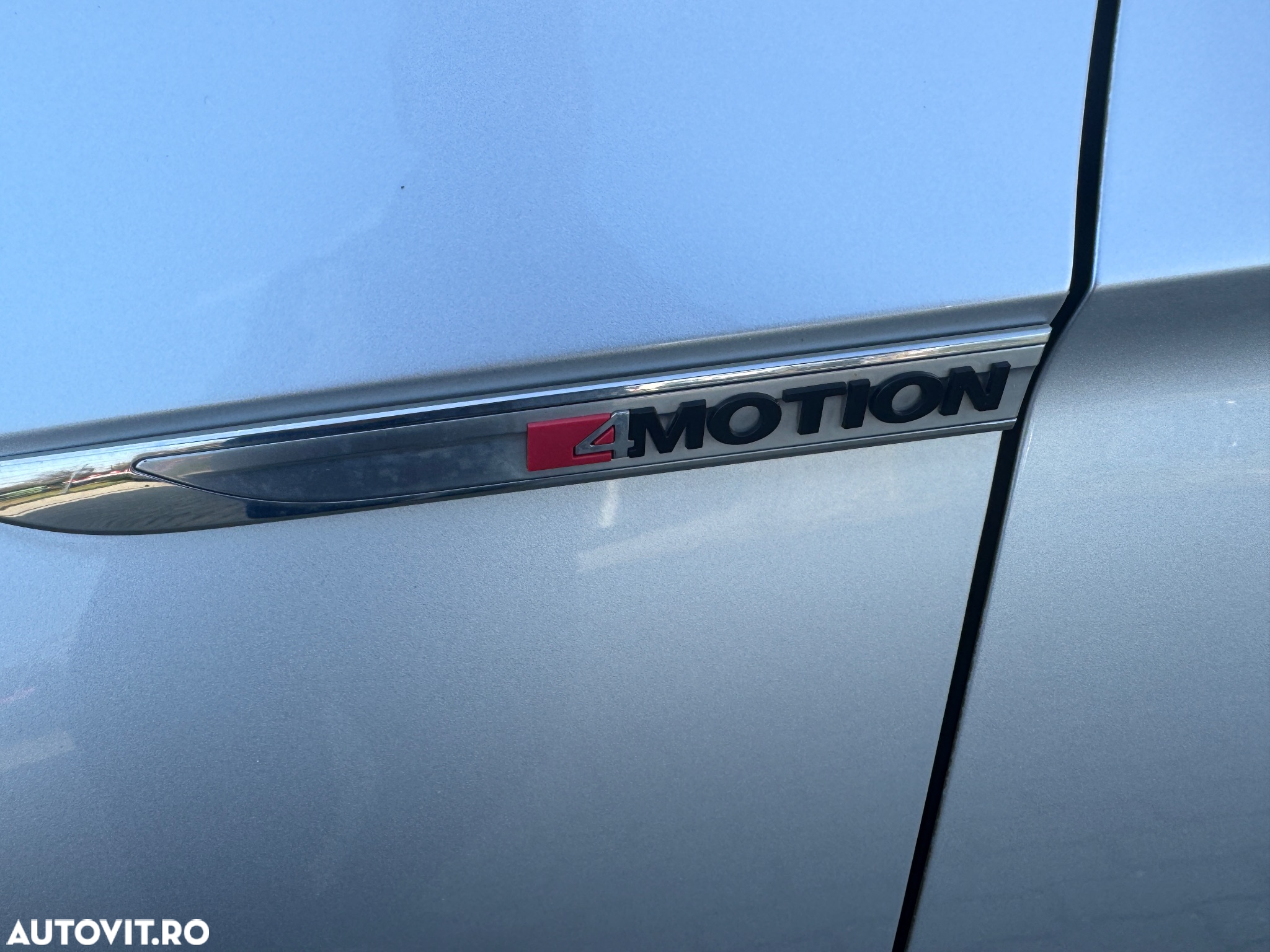Volkswagen Passat 2.0 TDI DSG 4Motion Highline - 35