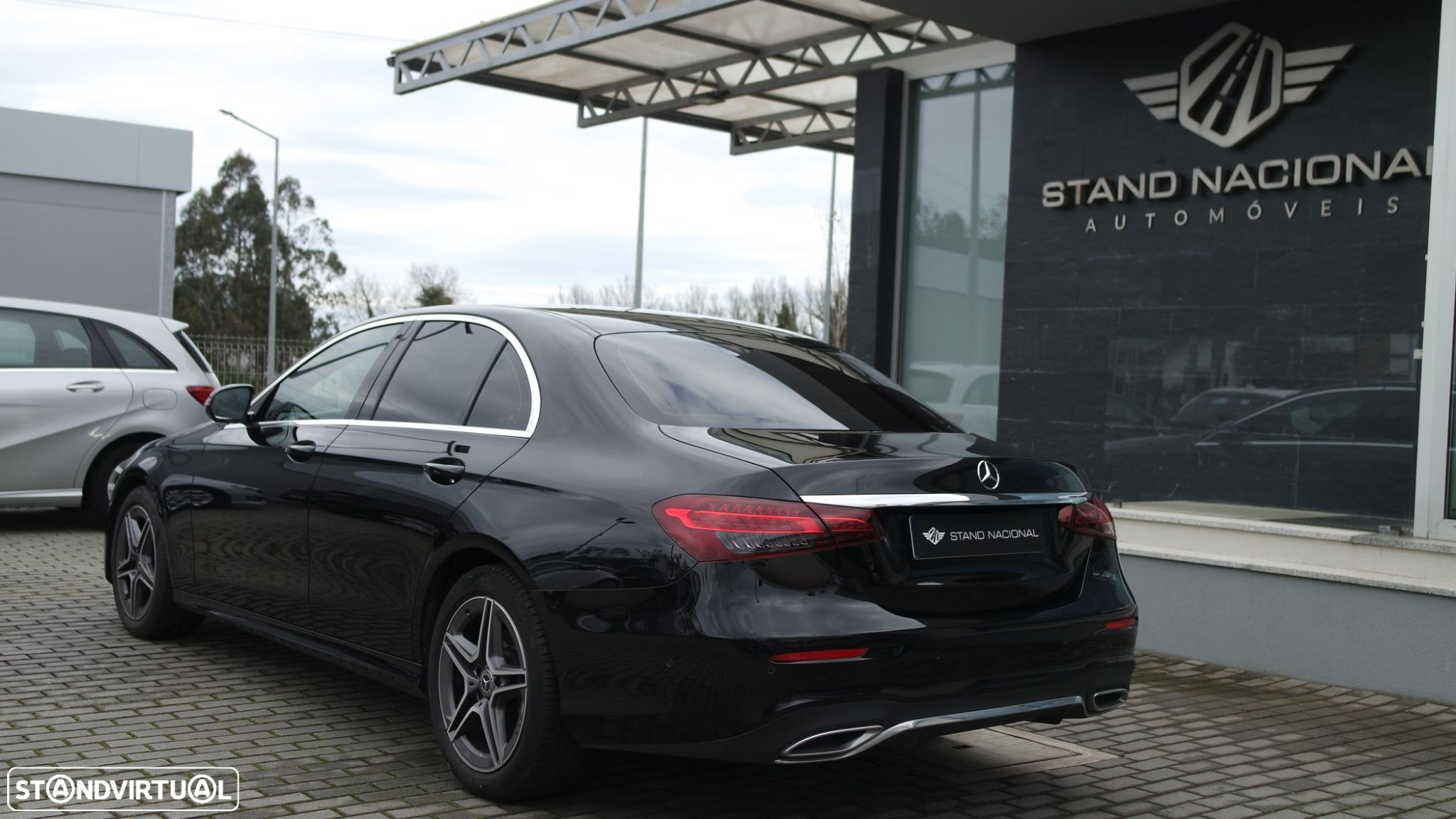 Mercedes-Benz E 220 d AMG Line - 10