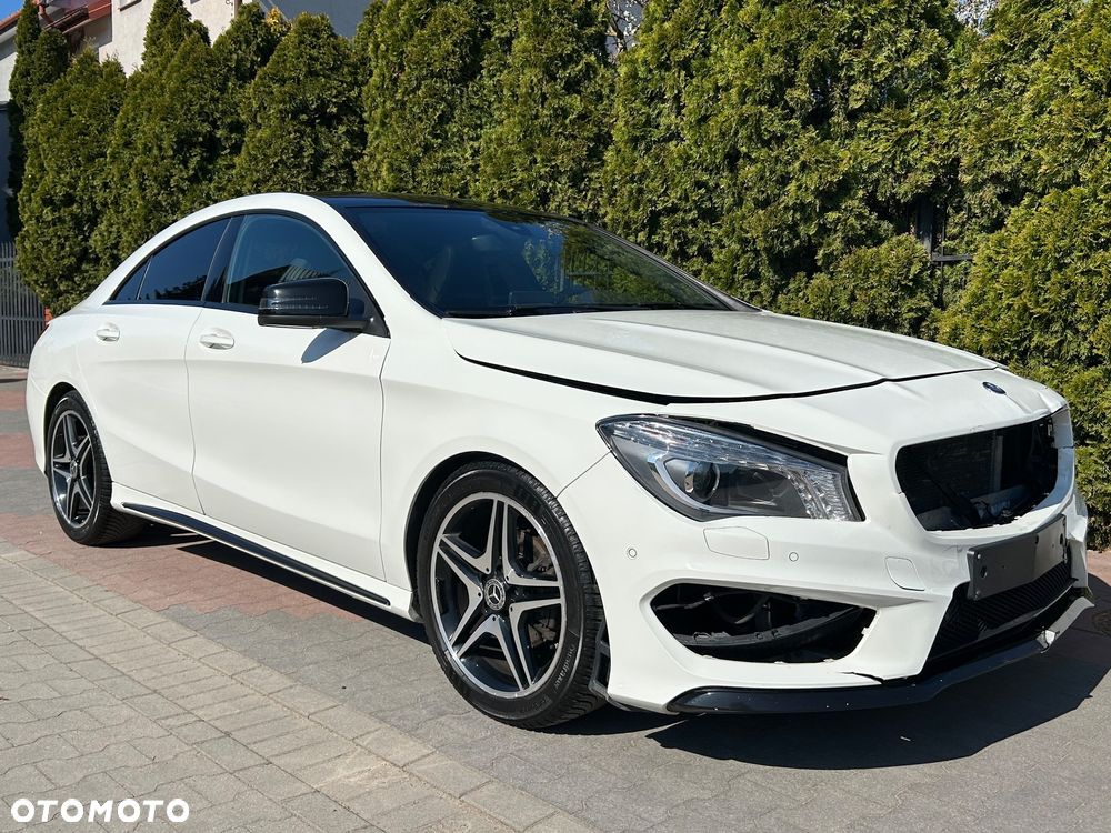 Mercedes-Benz CLA 200 7G-DCT AMG Line - 1