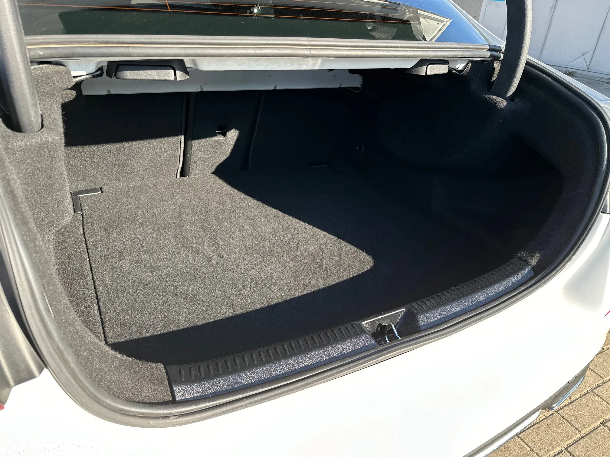 Mercedes-Benz Klasa A 220 4-Matic Progressive 7G-DCT - 22