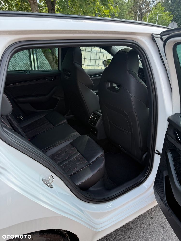 Skoda Octavia 2.0 TDI DSG 4x4 RS Plus - 5