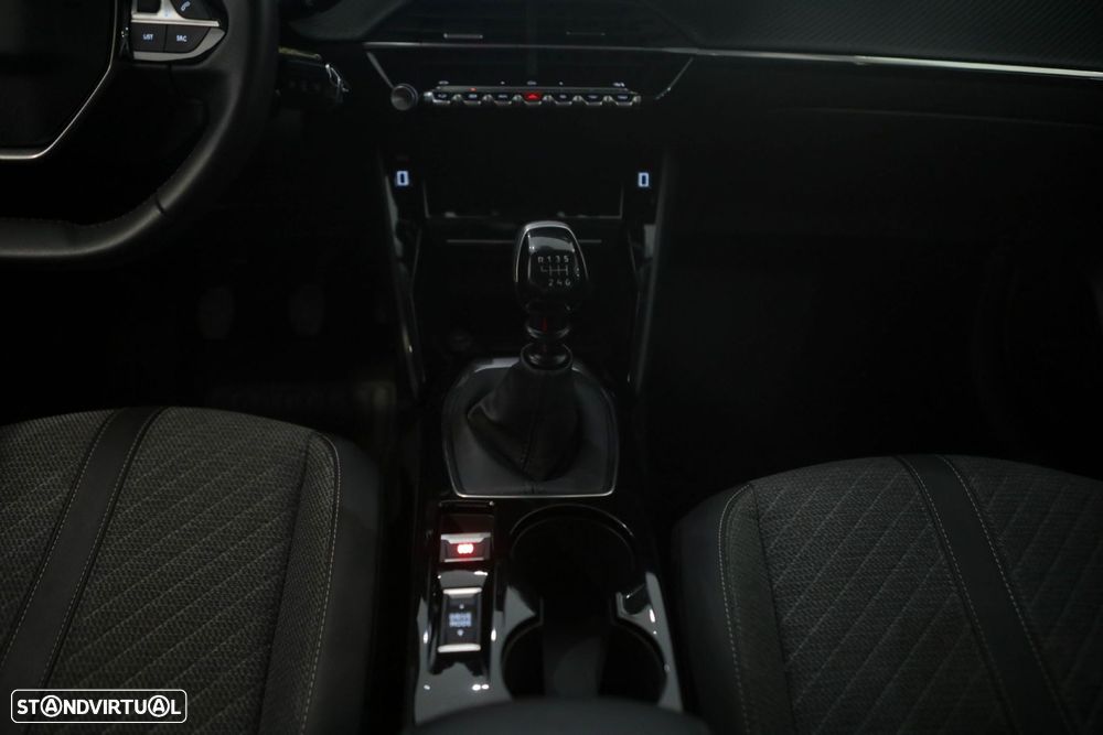 Peugeot 208 1.2 PureTech Allure - 24