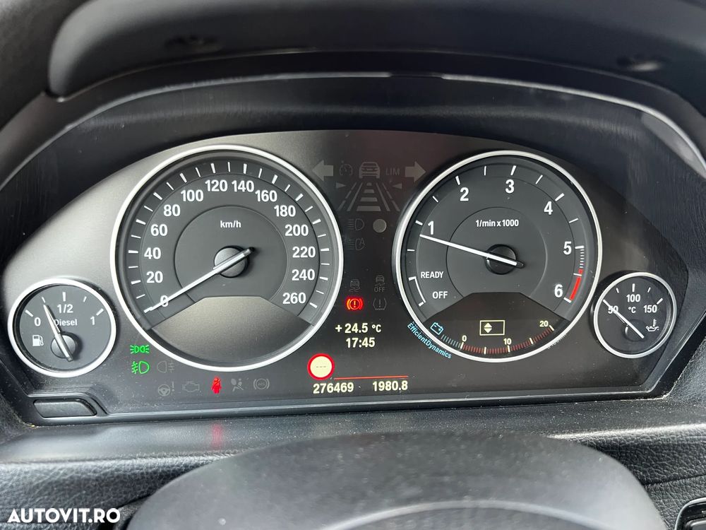 BMW Seria 3 320d DPF Touring - 26