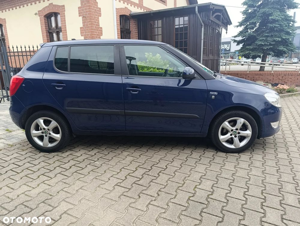 Skoda Fabia 1.2 HTP Ambiente - 2