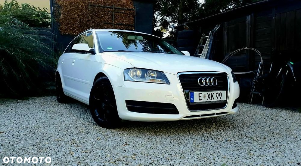 Audi A3 Sportback - 3