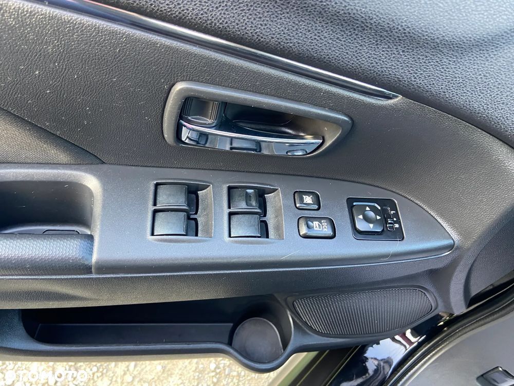 Mitsubishi ASX 1.8 DID Invite 4WD AS&G - 29