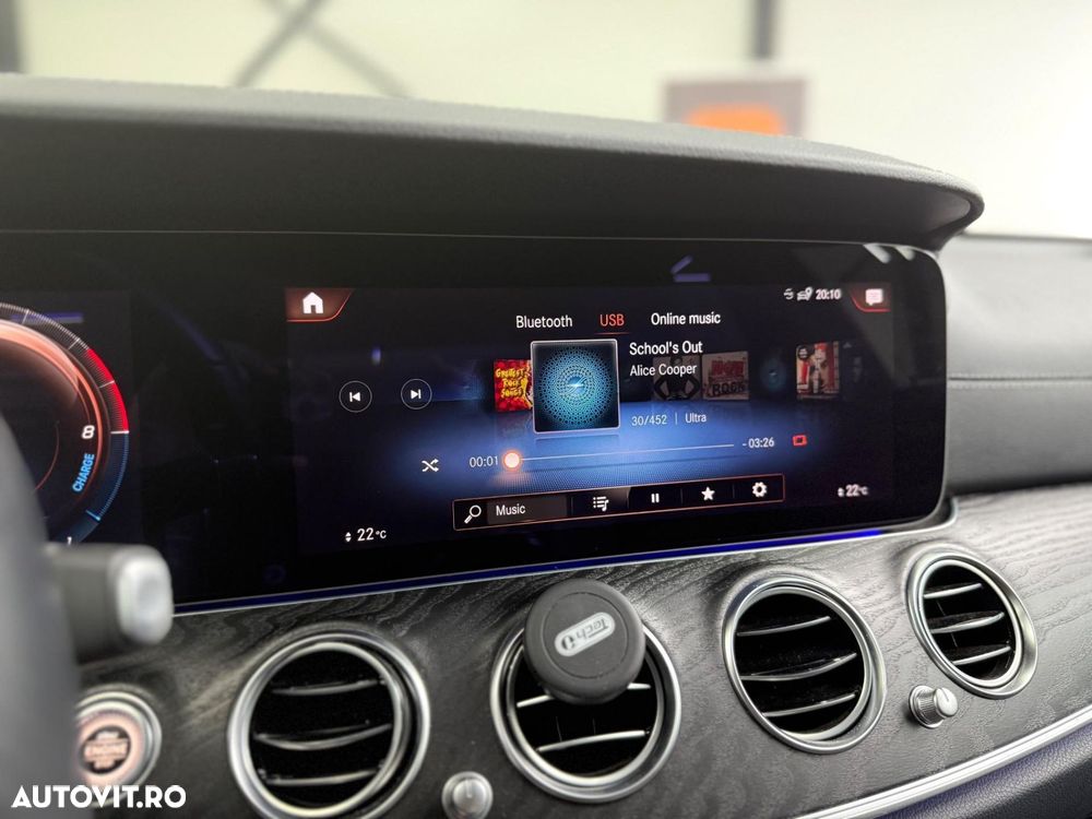 Mercedes-Benz E 300 9G-TRONIC AMG Line - 30