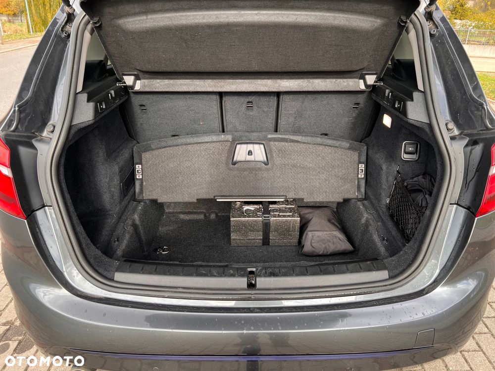 BMW Seria 2 218d Active Tourer Sport Line - 20