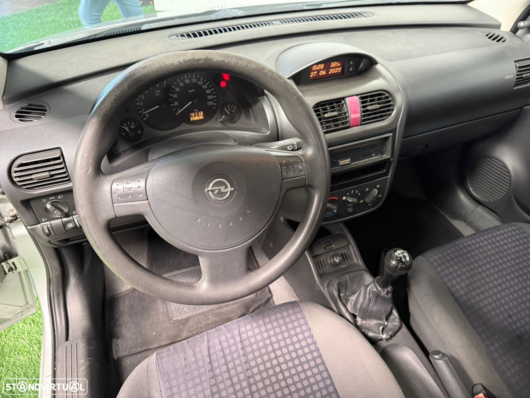 Opel Corsa 1.2 16V Confort - 7
