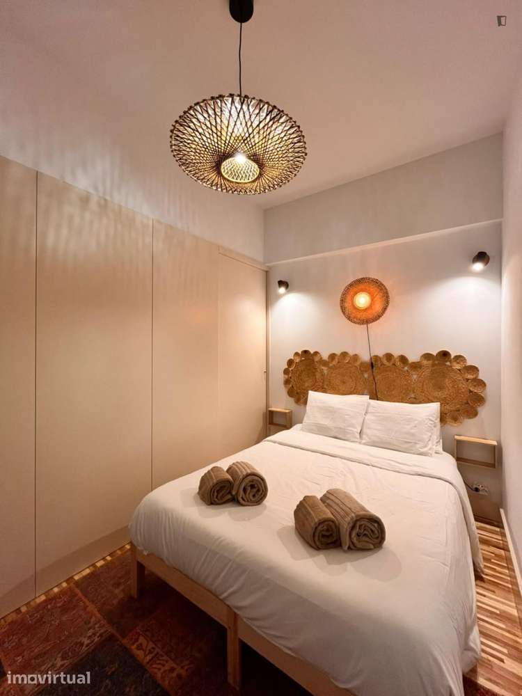 Apartamento com 1 quartos - localizado em Santo Ildefonso Porto - Grande imagem: 2/25