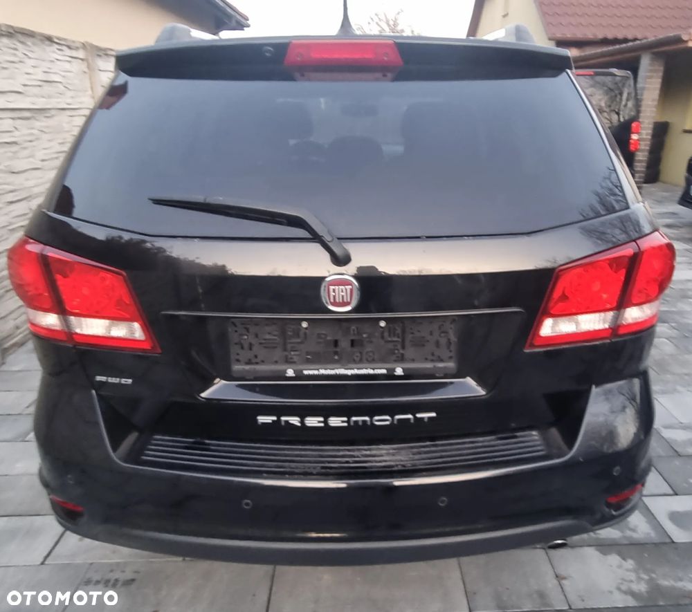 Fiat Freemont 2.0 Multijet Lounge AWD - 4