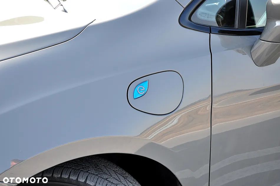 Chrysler Pacifica - 11