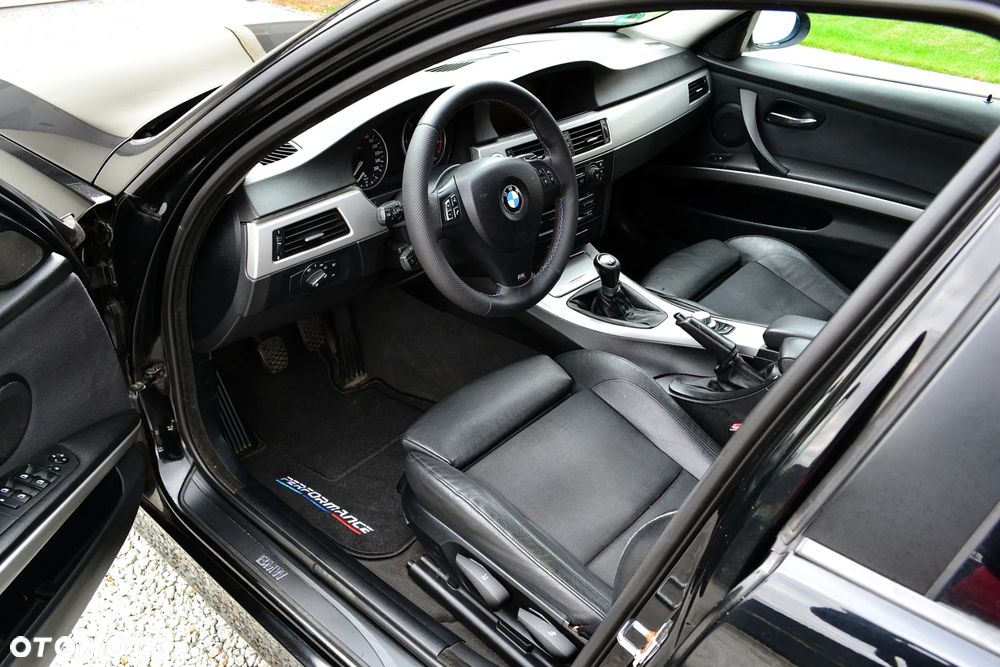 BMW Seria 3 320d - 10