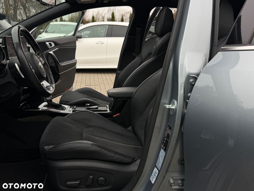 Kia ProCeed 1.5 T-GDI DCT7 OPF GT LINE - 31