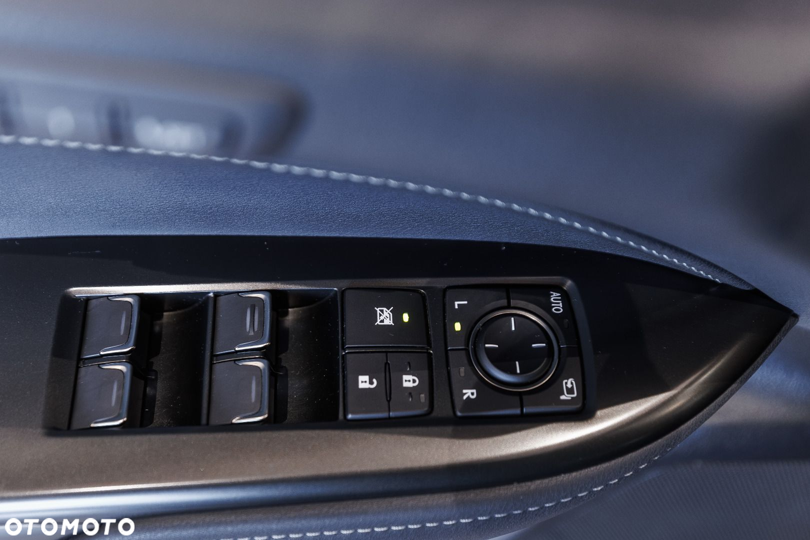 Lexus NX - 33