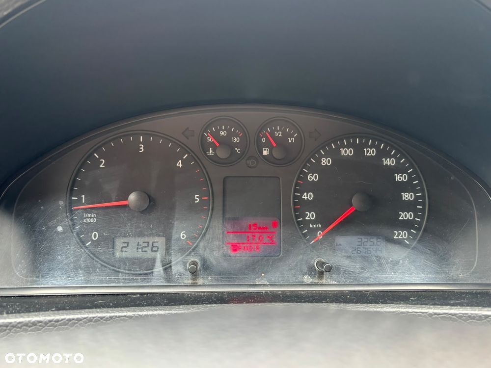 Volkswagen Multivan - 21