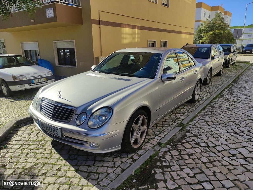 Mercedes-Benz E 220 CDI Avantgarde Aut. - 1