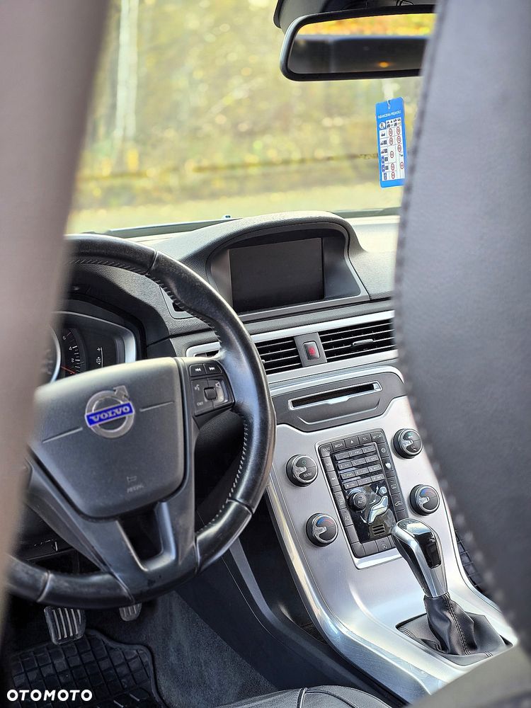 Volvo V70 D3 Drive-E Momentum - 17