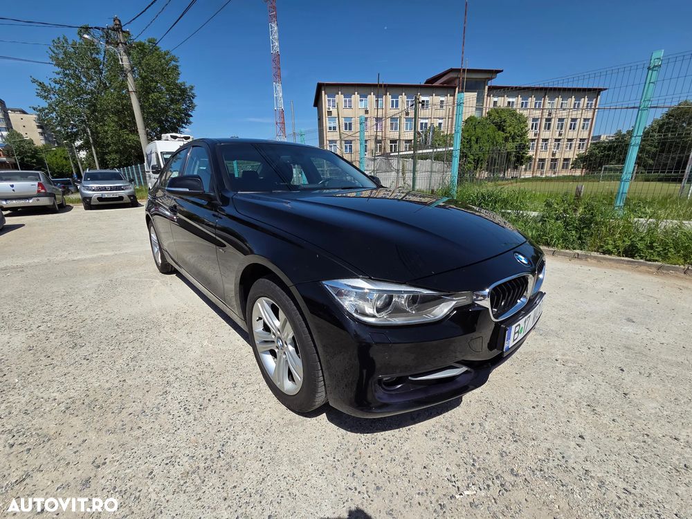 BMW Seria 3 320i - 4