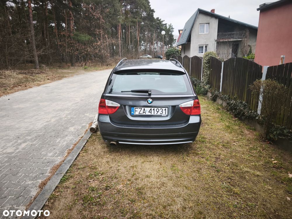 BMW Seria 3 ver-320i - 4