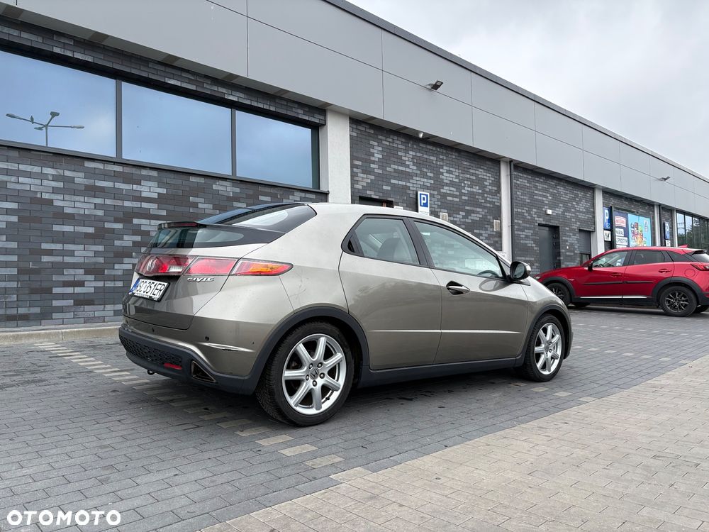 Honda Civic 1.8 Comfort - 5