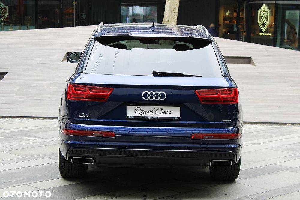 Audi Q7 - 8