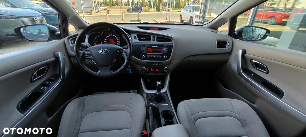Kia Ceed 1.6 Crdi L Euro2012 - 6