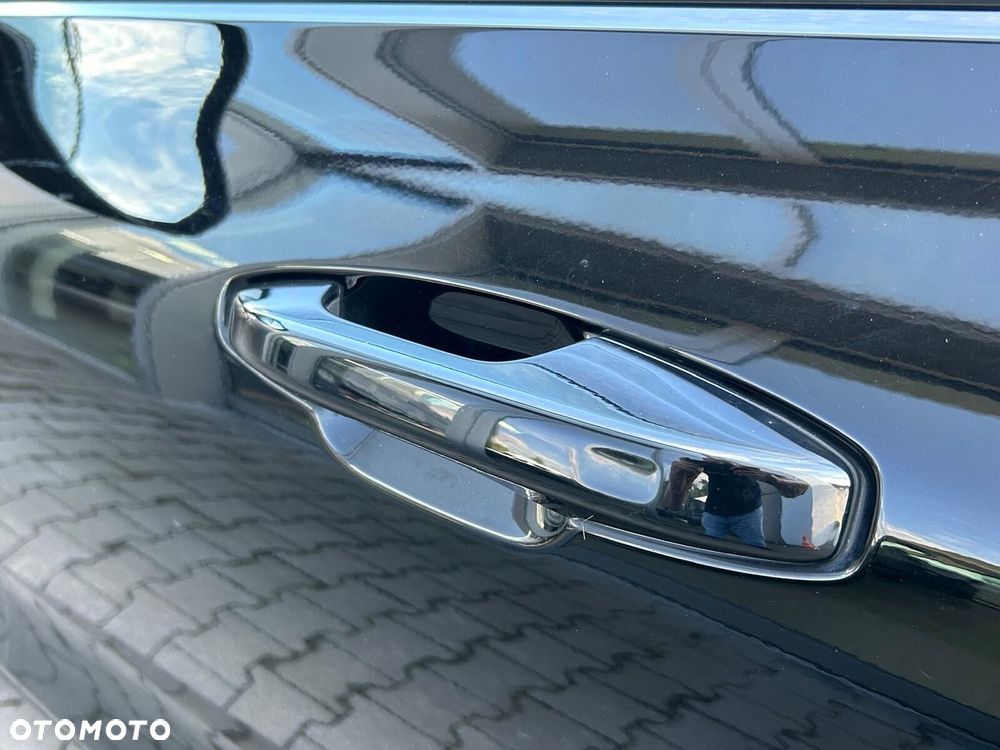 Volvo V60 B3 B Plus Dark - 34