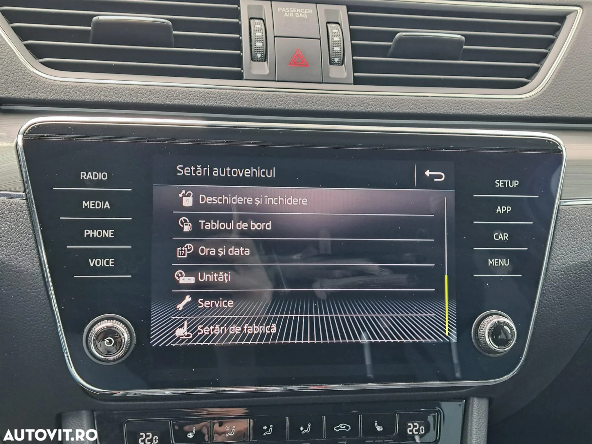 Skoda Superb Combi 2.0 TDI 4X4 DSG Scout - 6