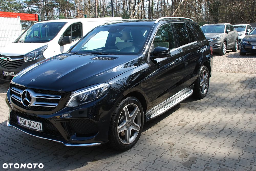 Mercedes-Benz GLE 250 d 4-Matic - 12