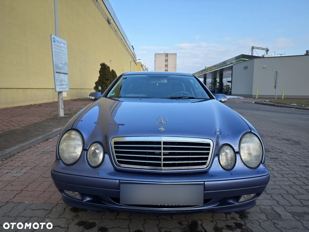 Mercedes-Benz CLK Coupe 320 Avantgarde - 8