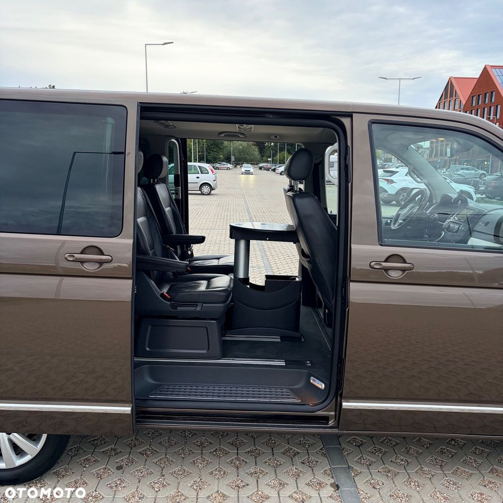 Volkswagen Multivan - 5