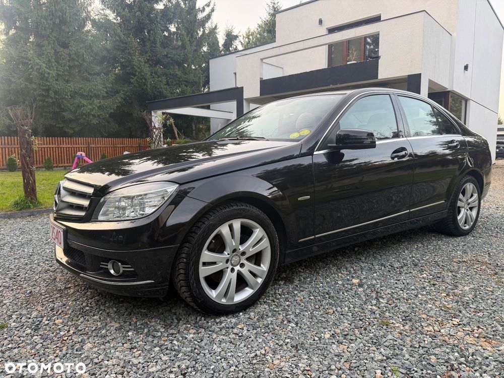Mercedes-Benz C-Class 2009 photo 3