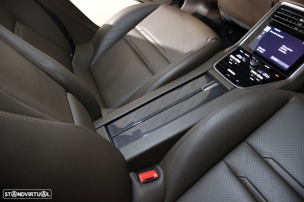 Porsche Panamera 4 S - 20