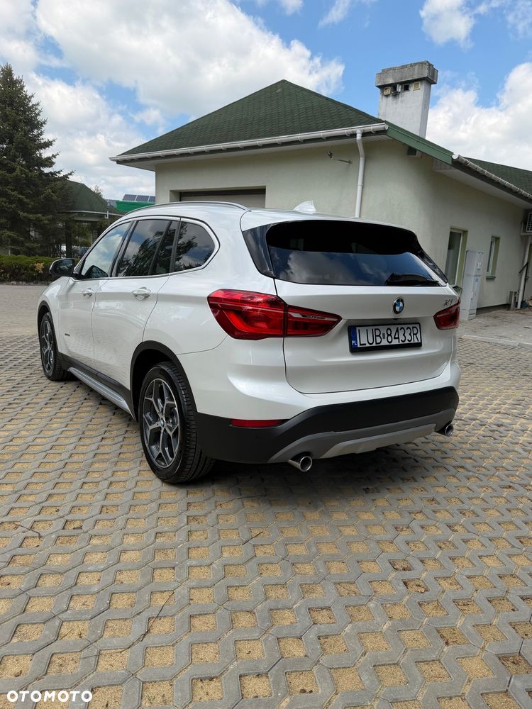 BMW X1 - 10