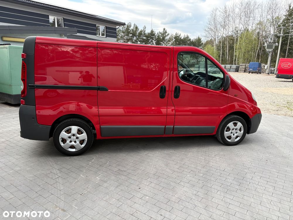 Opel Vivaro L1H1 2.7t - 4