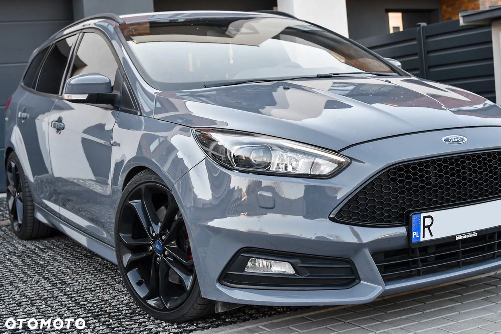 Ford Focus 2.0 TDCi ST-2 - 5