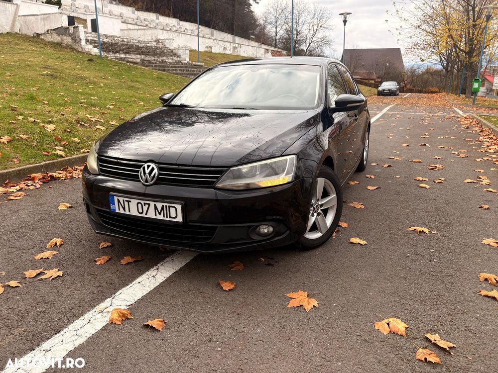 Volkswagen Jetta 1.6 TDI CR DPF Trendline - 1