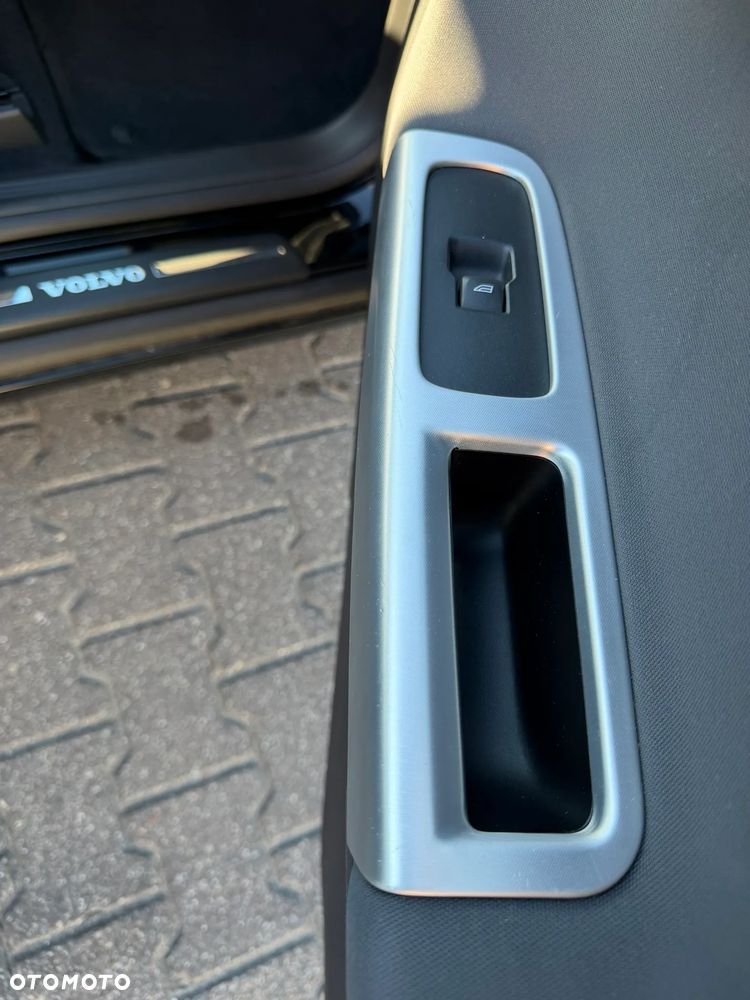 Volvo V50 D2 Business Edition - 40