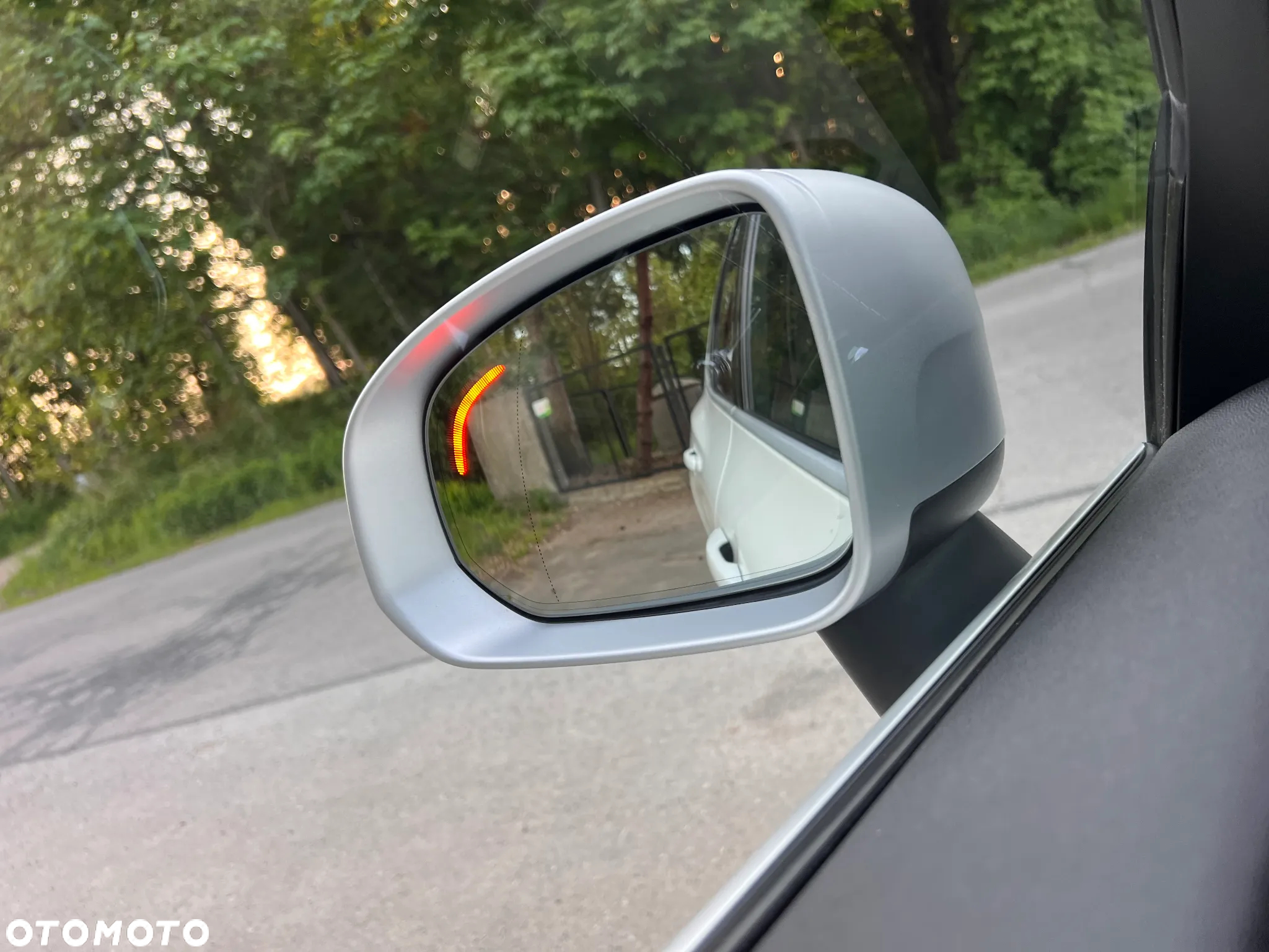 Volvo XC 60 D5 AWD R-Design - 16