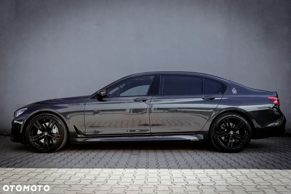 BMW Seria 7 750Li xDrive - 4