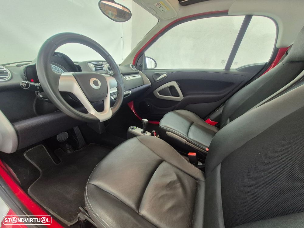 Smart Fortwo Coupé 1.0 mhd Passion 71 Softouch — fotografia 9