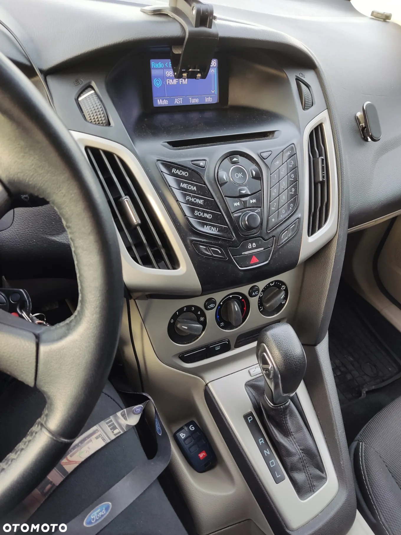 Ford Focus - 24