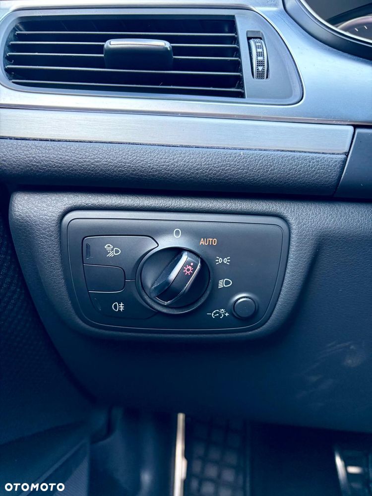 Audi A6 Avant 2.0 TDI Ultra DPF S tronic - 39